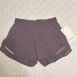 Lululemon hotty hot HR 4in